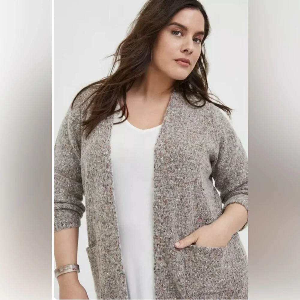 🩶TORRID Gray Marled Fuzzy Wool Knit Cardigan - Picture 2 of 16